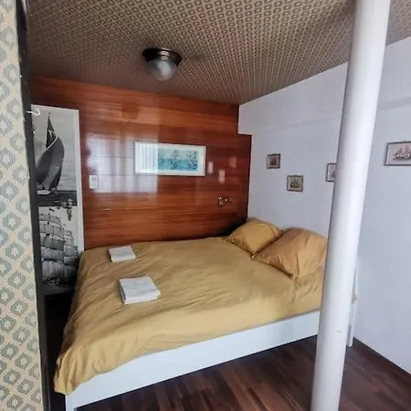 アパート Neb-thun Haus In Fuer 8 Pax